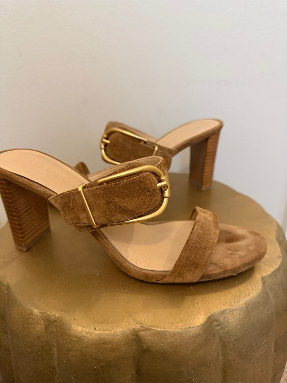 Veronica Beard Griddley Sandals in Hazelwood